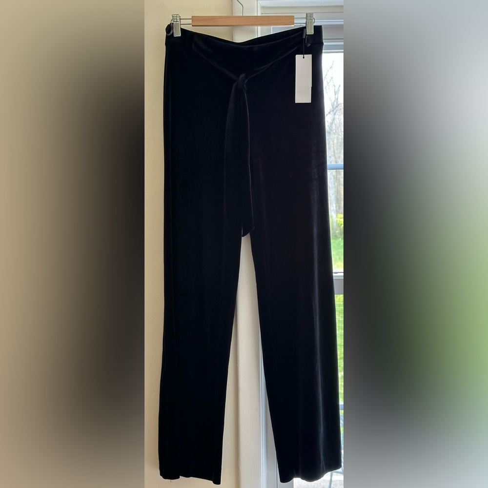 Calvin Klein Black Velvet Wide Flare Leg Tie In Front Dress Pants Sz XS.
